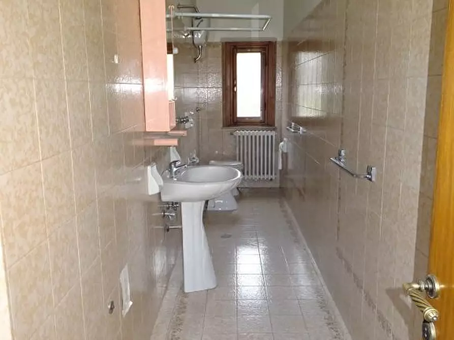 Immagine 15 di Casa semindipendente in vendita  in Castel Focognano 23 a Castel Focognano