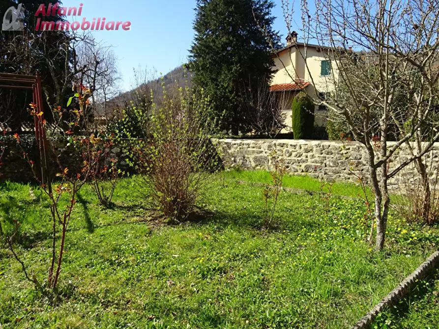 Immagine 31 di Appartamento in vendita  in Piazza Paolo Uccello 22 a Pratovecchio Stia