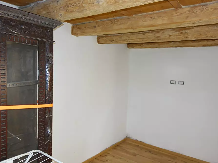 Immagine 37 di Appartamento in vendita  in Piazza Paolo Uccello 22 a Pratovecchio Stia