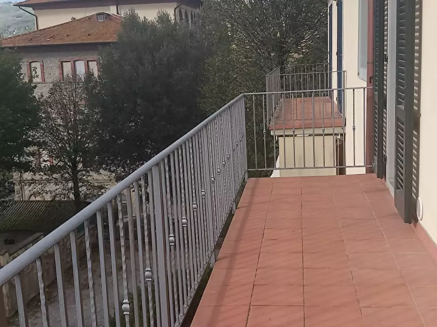 Immagine 6 di Appartamento in vendita  in strada regionale consuma 70 a Castel San Niccolò