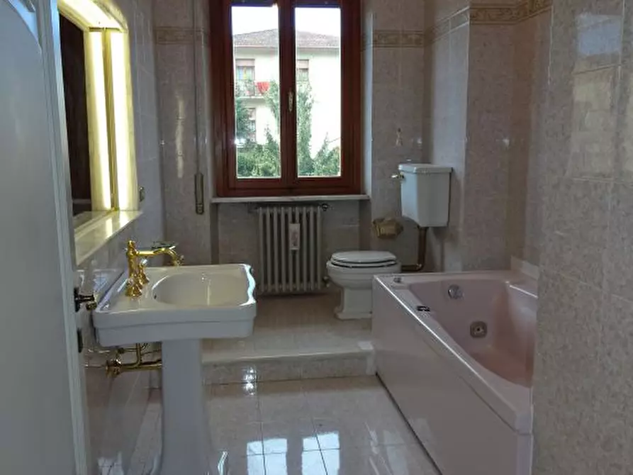 Immagine 37 di Appartamento in vendita  a Bibbiena