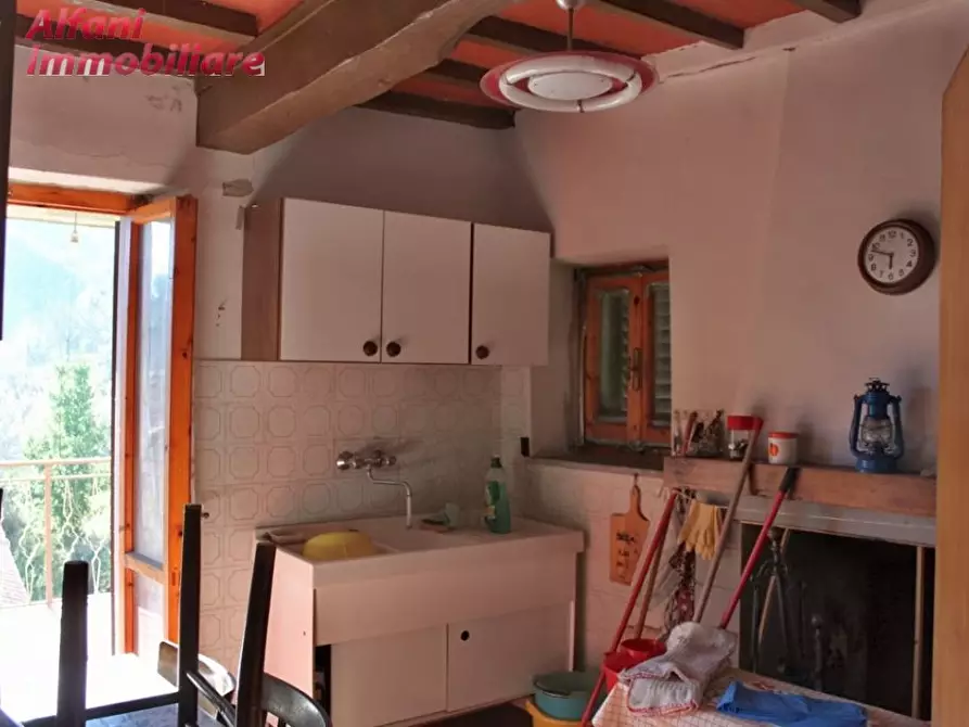 Immagine 8 di Casa indipendente in vendita  a Castel San Niccolò