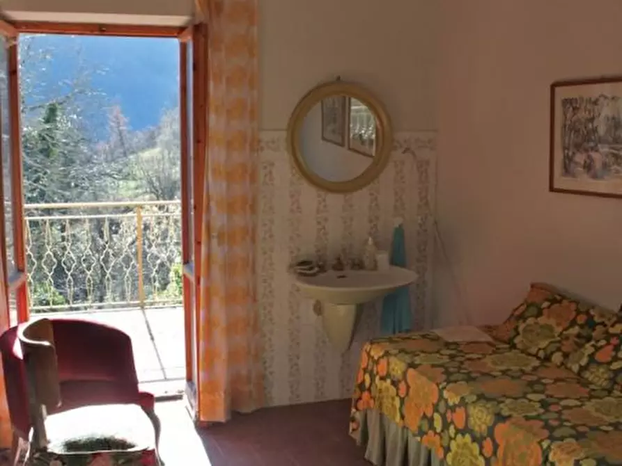 Immagine 17 di Casa indipendente in vendita  a Castel San Niccolò