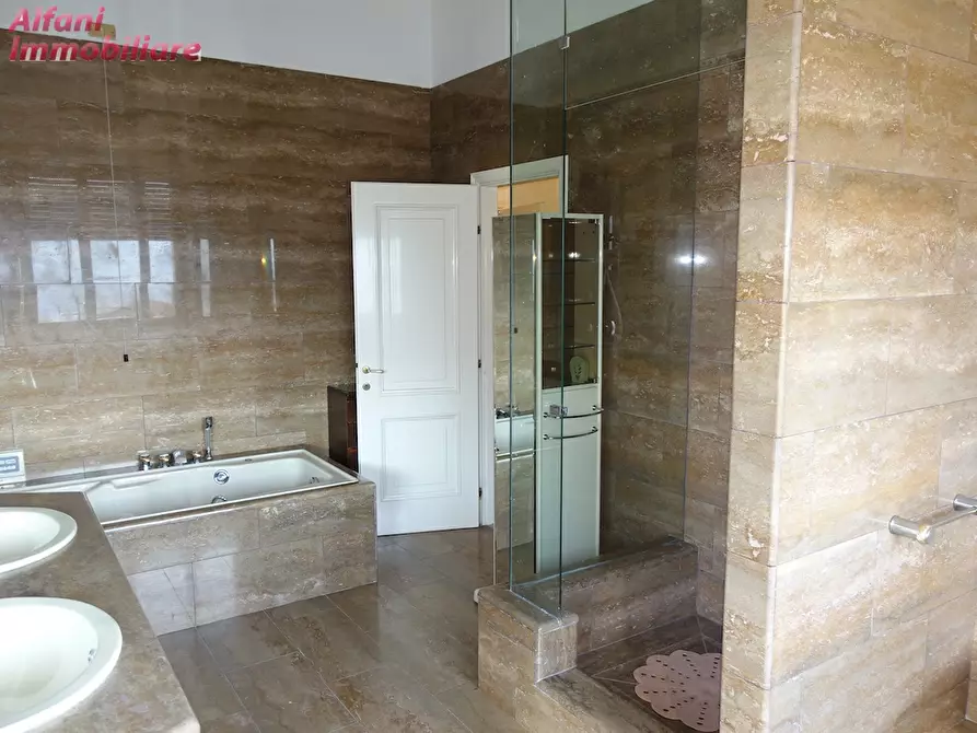 Immagine 29 di Appartamento in vendita  in via dante a Bibbiena