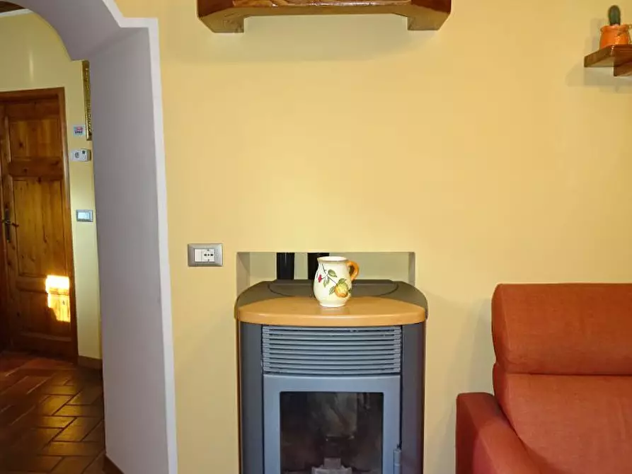 Immagine 8 di Appartamento in vendita  in via treggiaia 18 a Capolona