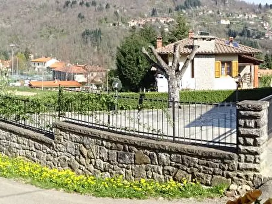 Immagine 21 di Appartamento in vendita  in via treggiaia 18 a Capolona