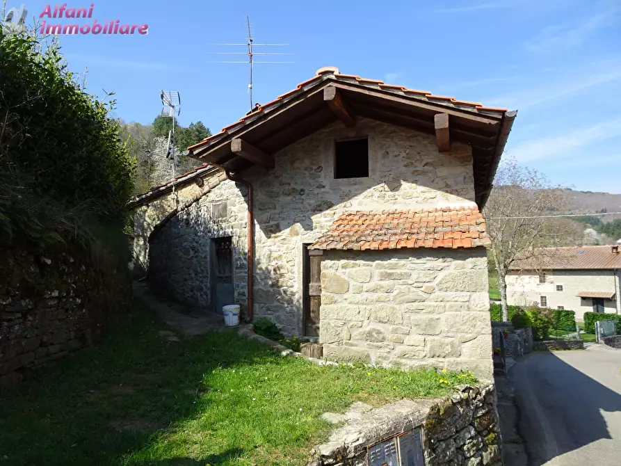 Immagine 26 di Appartamento in vendita  in via treggiaia 18 a Capolona