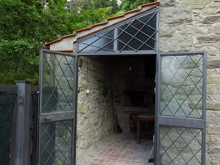 Immagine 48 di Villa in vendita  a Bibbiena