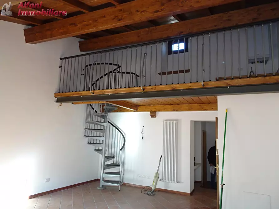 Immagine 13 di Appartamento in vendita  a Castel San Niccolò