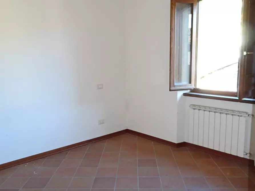 Immagine 17 di Appartamento in vendita  a Castel San Niccolò