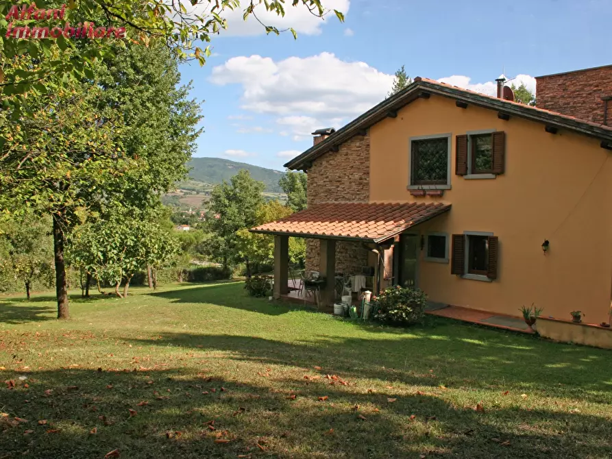 Immagine 7 di Villa in vendita  a Bibbiena