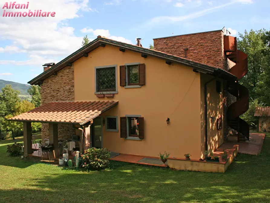 Immagine 35 di Villa in vendita  a Bibbiena