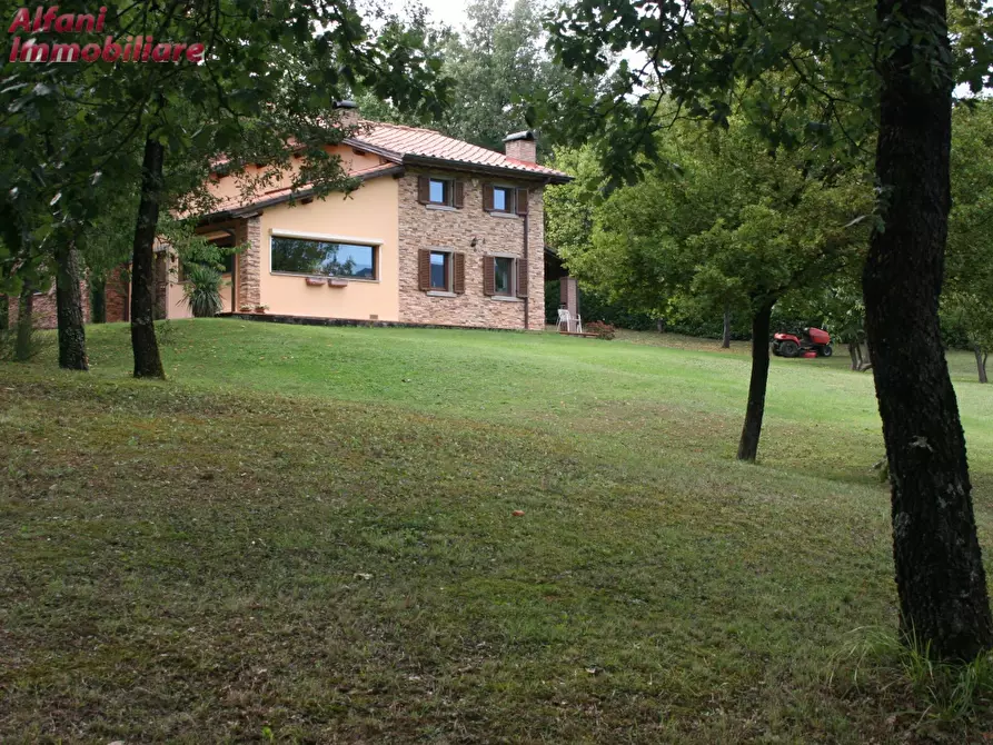 Immagine 46 di Villa in vendita  a Bibbiena