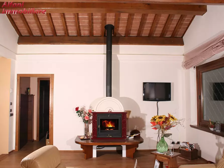 Immagine 57 di Villa in vendita  a Bibbiena