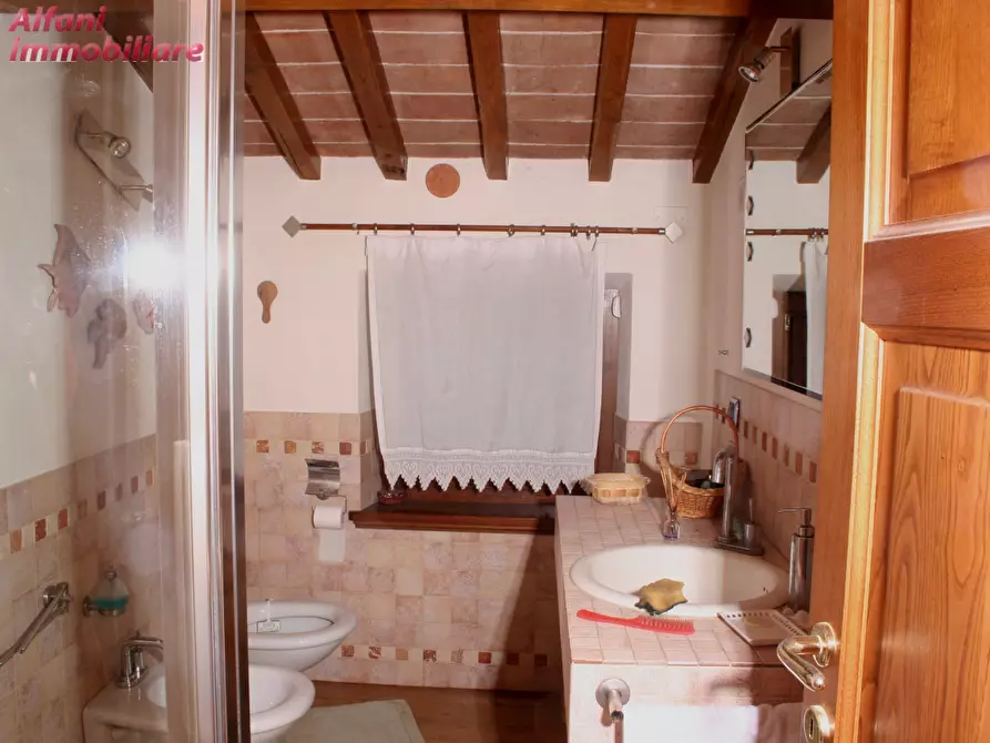 Immagine 60 di Villa in vendita  a Bibbiena