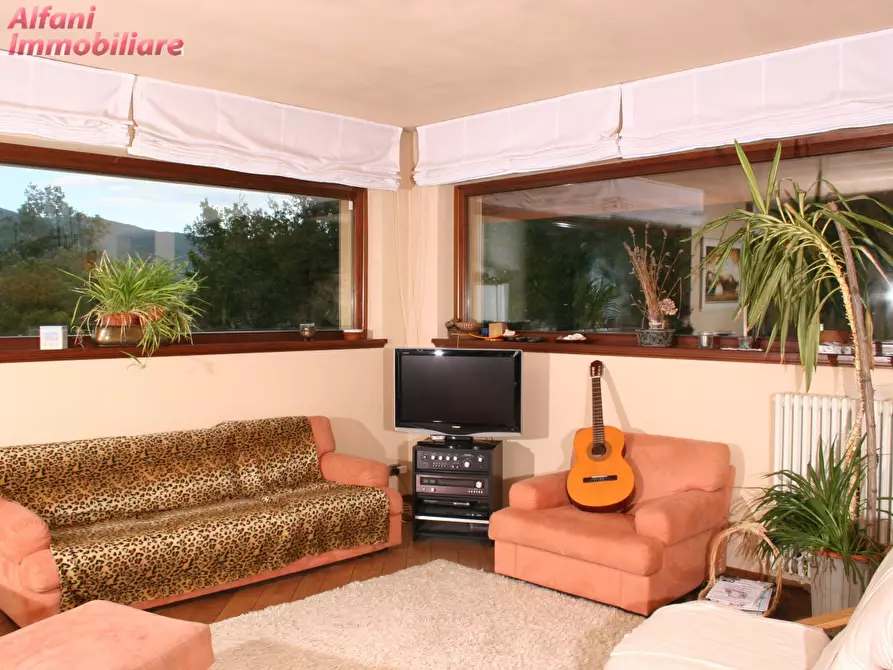 Immagine 65 di Villa in vendita  a Bibbiena