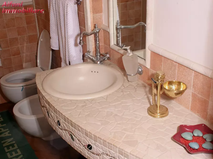 Immagine 69 di Villa in vendita  a Bibbiena