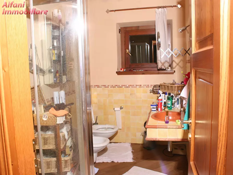 Immagine 72 di Villa in vendita  a Bibbiena