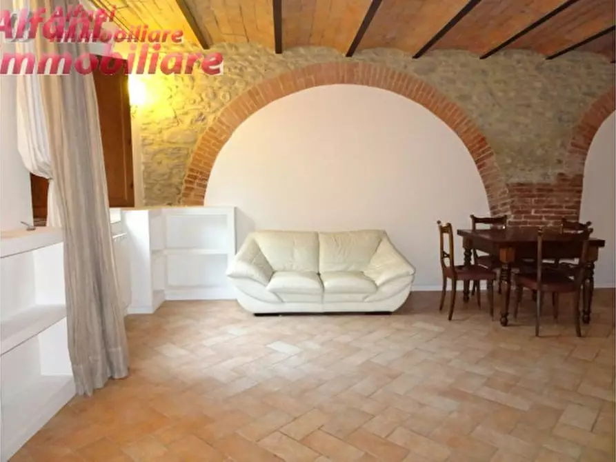 Immagine 11 di Appartamento in vendita  in viale michelangelo a Bibbiena