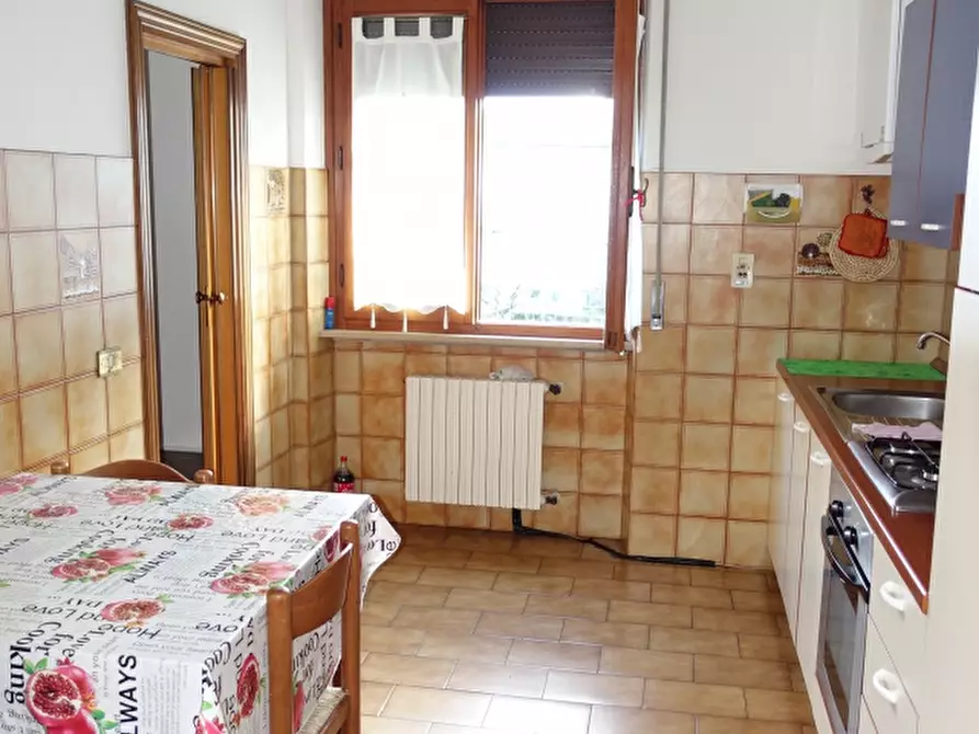 Immagine 7 di Appartamento in vendita  in via matteotti a Bibbiena