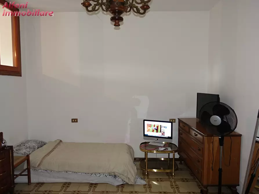 Immagine 17 di Appartamento in vendita  in via matteotti a Bibbiena