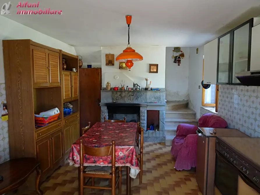 Immagine 3 di Casa semindipendente in vendita  in LOC. BARIBOLLE a Castel San Niccolò