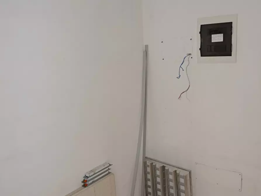 Immagine 6 di Locale commerciale in vendita  in LOC. PALAZZETTO a Bibbiena