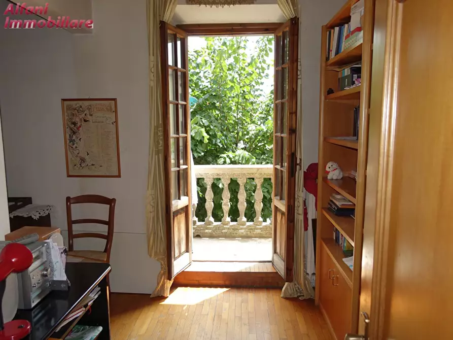 Immagine 1 di Casa semindipendente in vendita  in Piazza Garibaldi 5 a Bibbiena