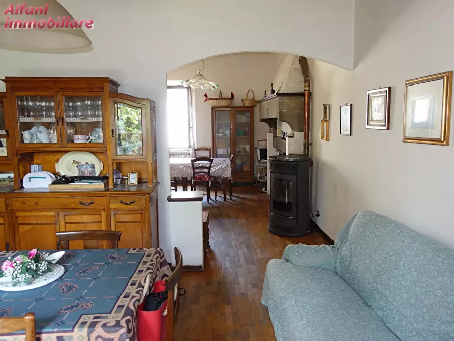 Immagine 5 di Casa semindipendente in vendita  in Piazza Garibaldi 5 a Bibbiena