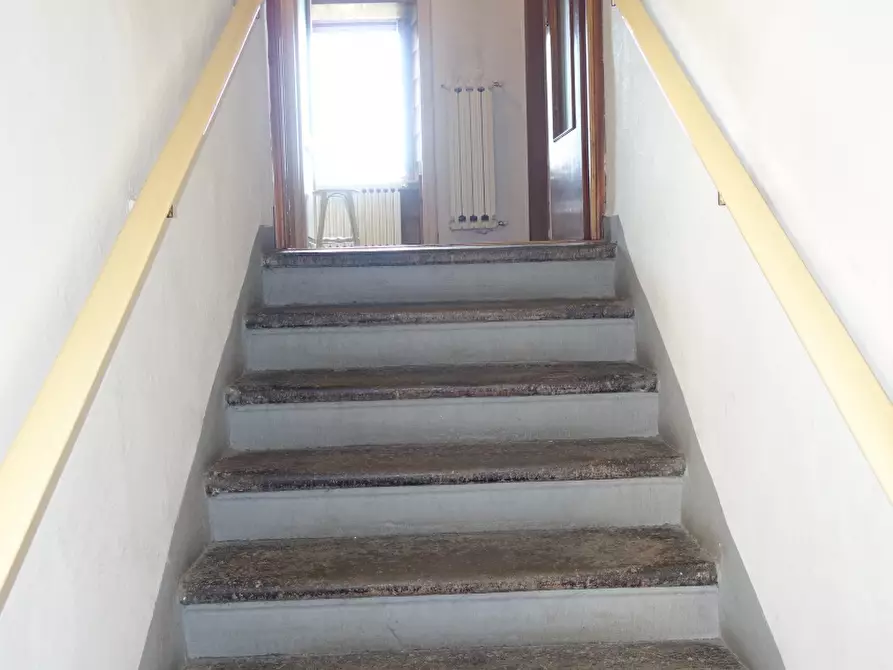 Immagine 16 di Casa semindipendente in vendita  in Piazza Garibaldi 5 a Bibbiena