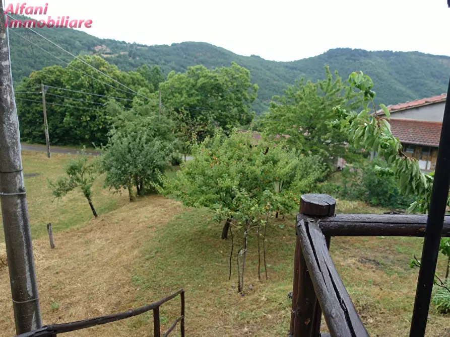 Immagine 6 di Casa semindipendente in vendita  in Loc. Battifolle a Monte a Castel San Niccolò