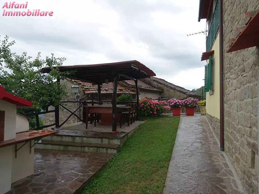 Immagine 7 di Casa semindipendente in vendita  in Loc. Battifolle a Monte a Castel San Niccolò