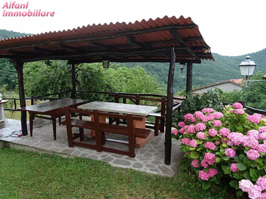 Immagine 9 di Casa semindipendente in vendita  in Loc. Battifolle a Monte a Castel San Niccolò