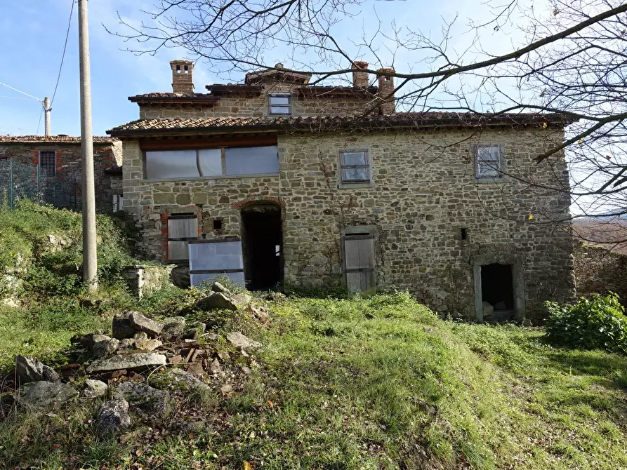 Immagine 1 di Rustico / casale in vendita  in Loc. Banzena a Bibbiena