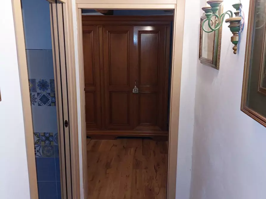 Immagine 9 di Appartamento in vendita  in PIAZZA PAOLO UCCELLO 22 a Pratovecchio Stia