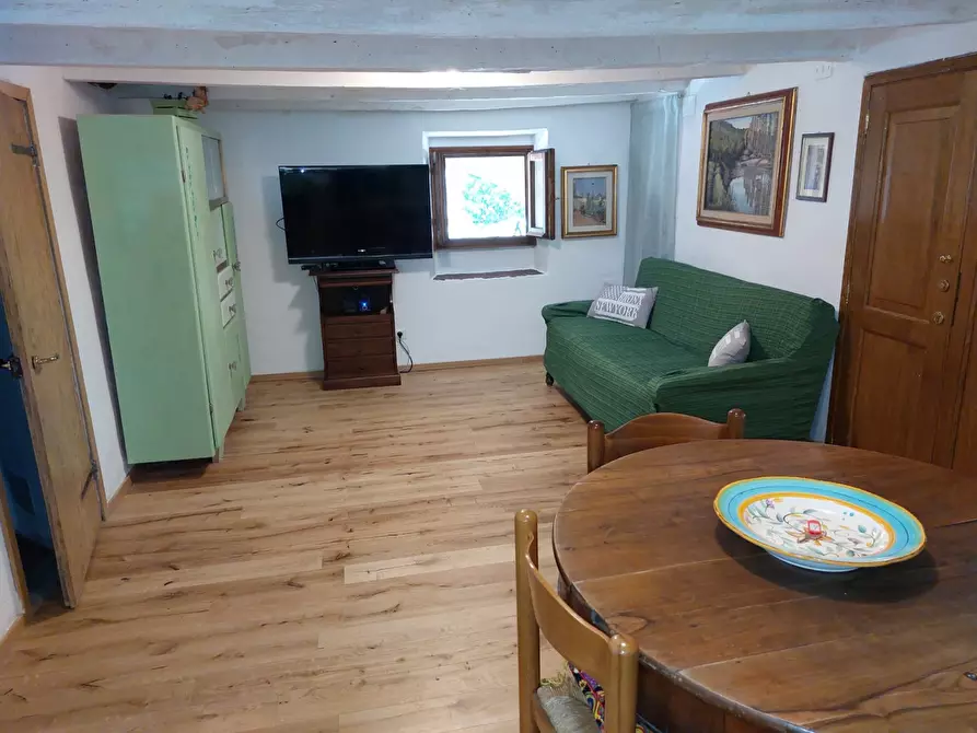 Immagine 14 di Appartamento in vendita  in PIAZZA PAOLO UCCELLO 22 a Pratovecchio Stia