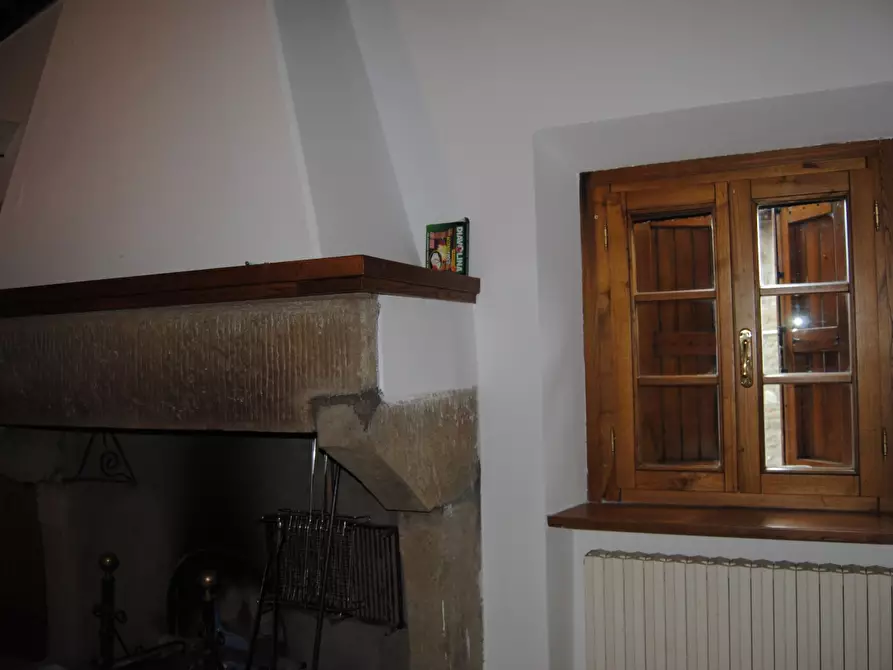 Immagine 35 di Casa semindipendente in vendita  in Monte Borgnoli a Capolona