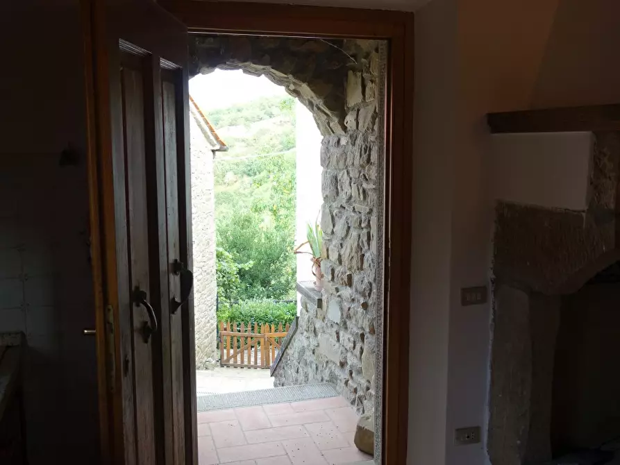 Immagine 53 di Casa semindipendente in vendita  in Monte Borgnoli a Capolona