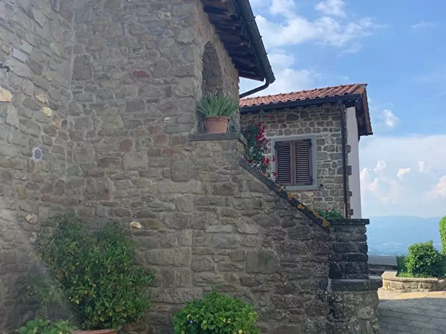 Immagine 60 di Casa semindipendente in vendita  in Monte Borgnoli a Capolona