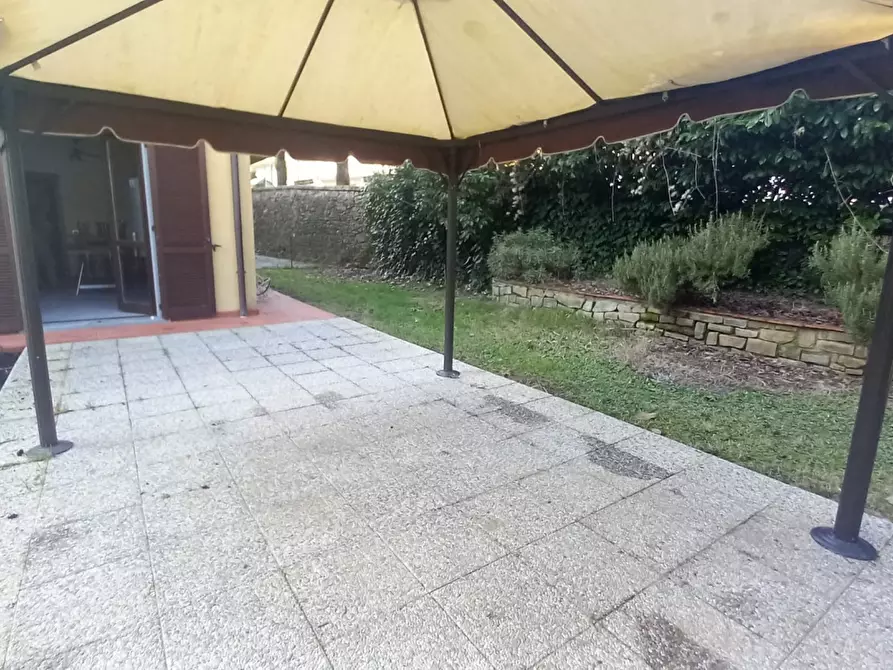 Immagine 14 di Casa semindipendente in vendita  in via Doccia 9 a Castel San Niccolò