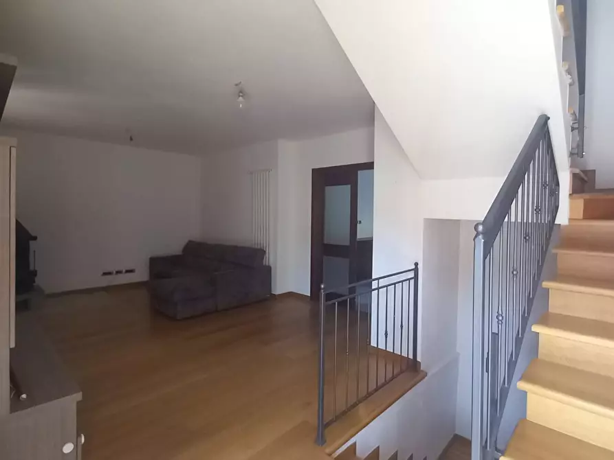 Immagine 16 di Casa semindipendente in vendita  in via Doccia 9 a Castel San Niccolò