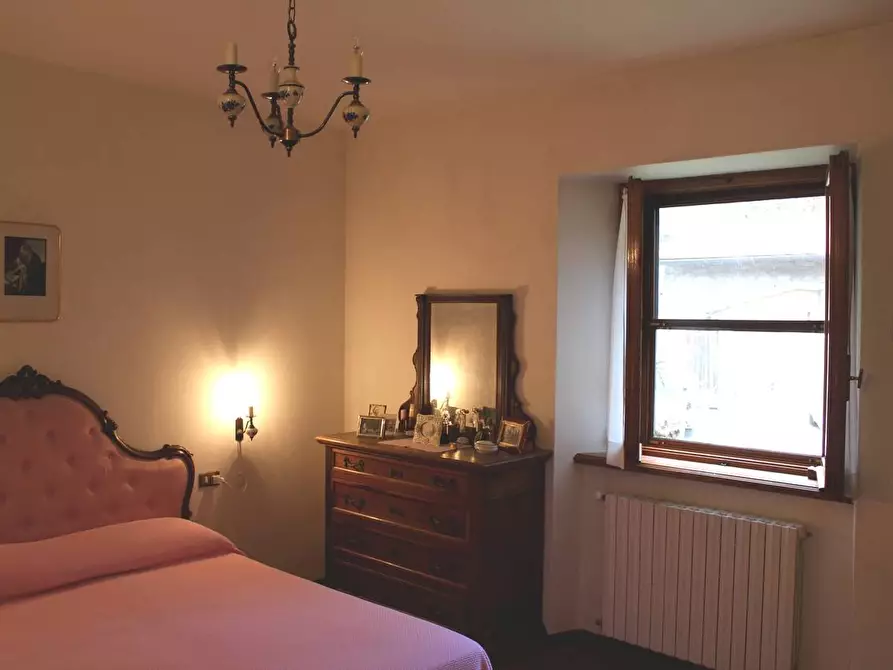 Immagine 25 di Casa semindipendente in vendita  in località Pian del Ponte 98 a Bibbiena