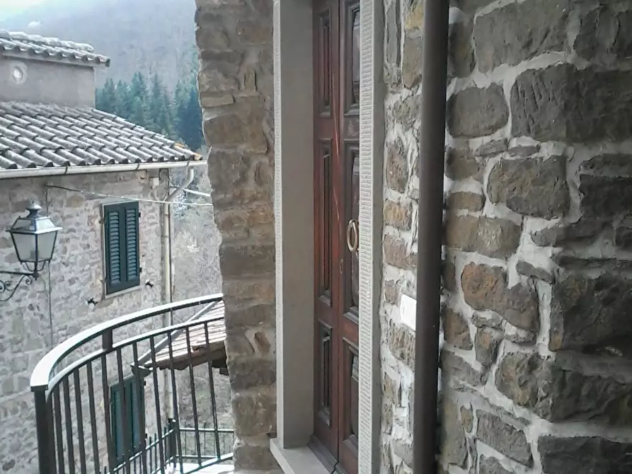 Immagine 4 di Appartamento in vendita  in LOCALITA RAGGIOLO 8 a Capolona