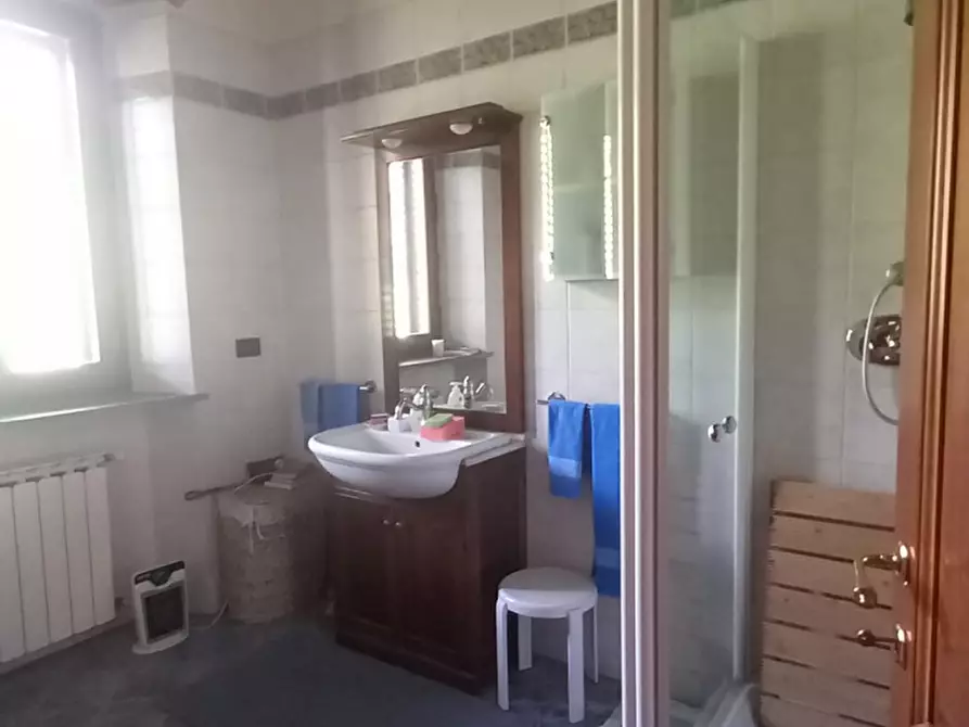 Immagine 17 di Villa in vendita  in Loc. Sant'Angelo a Montegiovi 13 a Capolona