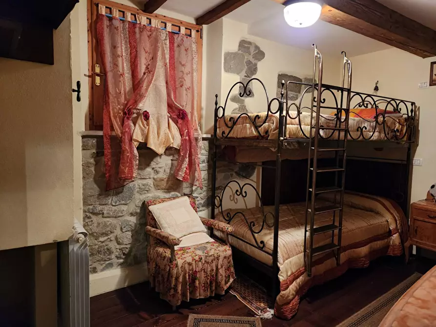 Immagine 20 di Casa indipendente in vendita  in località Banzena 11/13 a Bibbiena