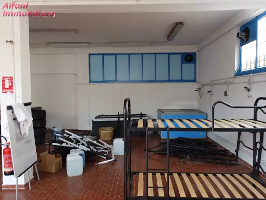 Immagine 6 di Laboratorio in vendita  in VIA CASA SILLI a Bibbiena