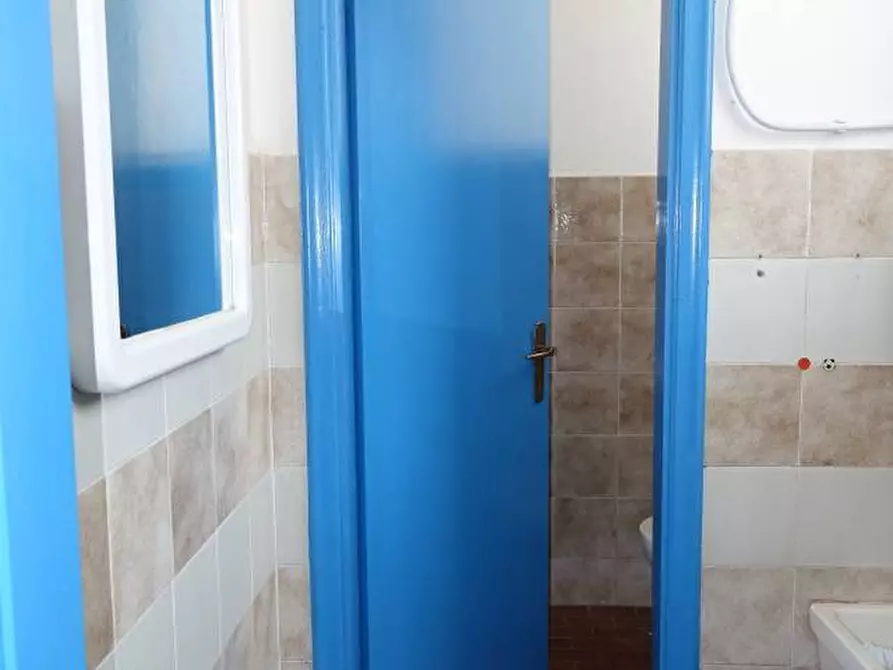 Immagine 10 di Laboratorio in vendita  in VIA CASA SILLI a Bibbiena