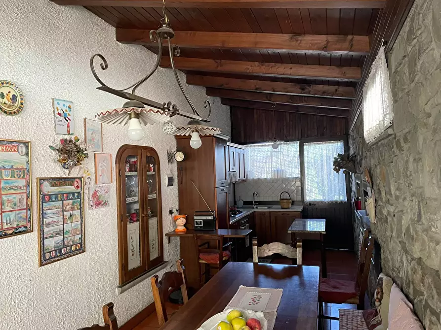Immagine 6 di Villa in vendita  in VIA VILLAGGIO BENEDETTI 35 a Capolona