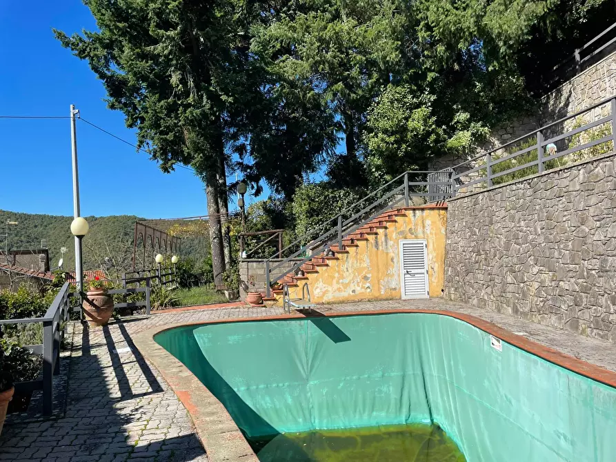 Immagine 9 di Villa in vendita  in VIA VILLAGGIO BENEDETTI 35 a Capolona