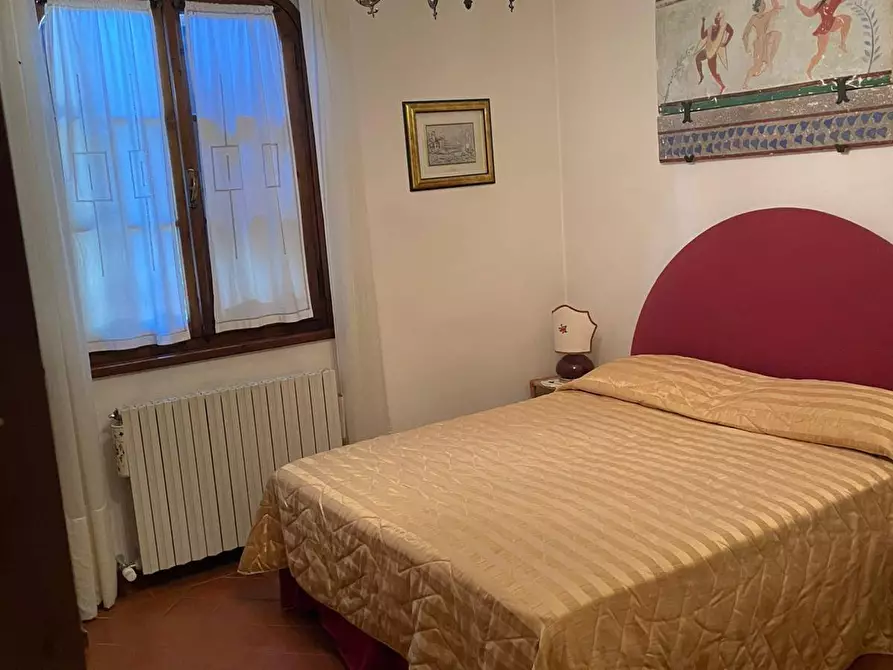 Immagine 20 di Villa in vendita  in VIA VILLAGGIO BENEDETTI 35 a Capolona